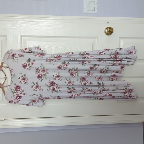 Agnes & Dora Floral Swing Dress - Picture 6 of 6